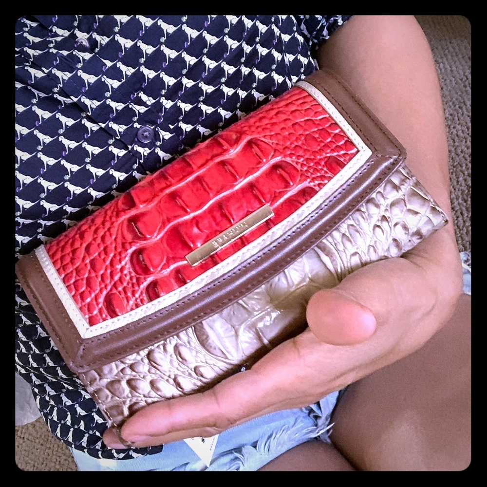 Brahmin LG checkbook wallet! - Picture 7 of 8